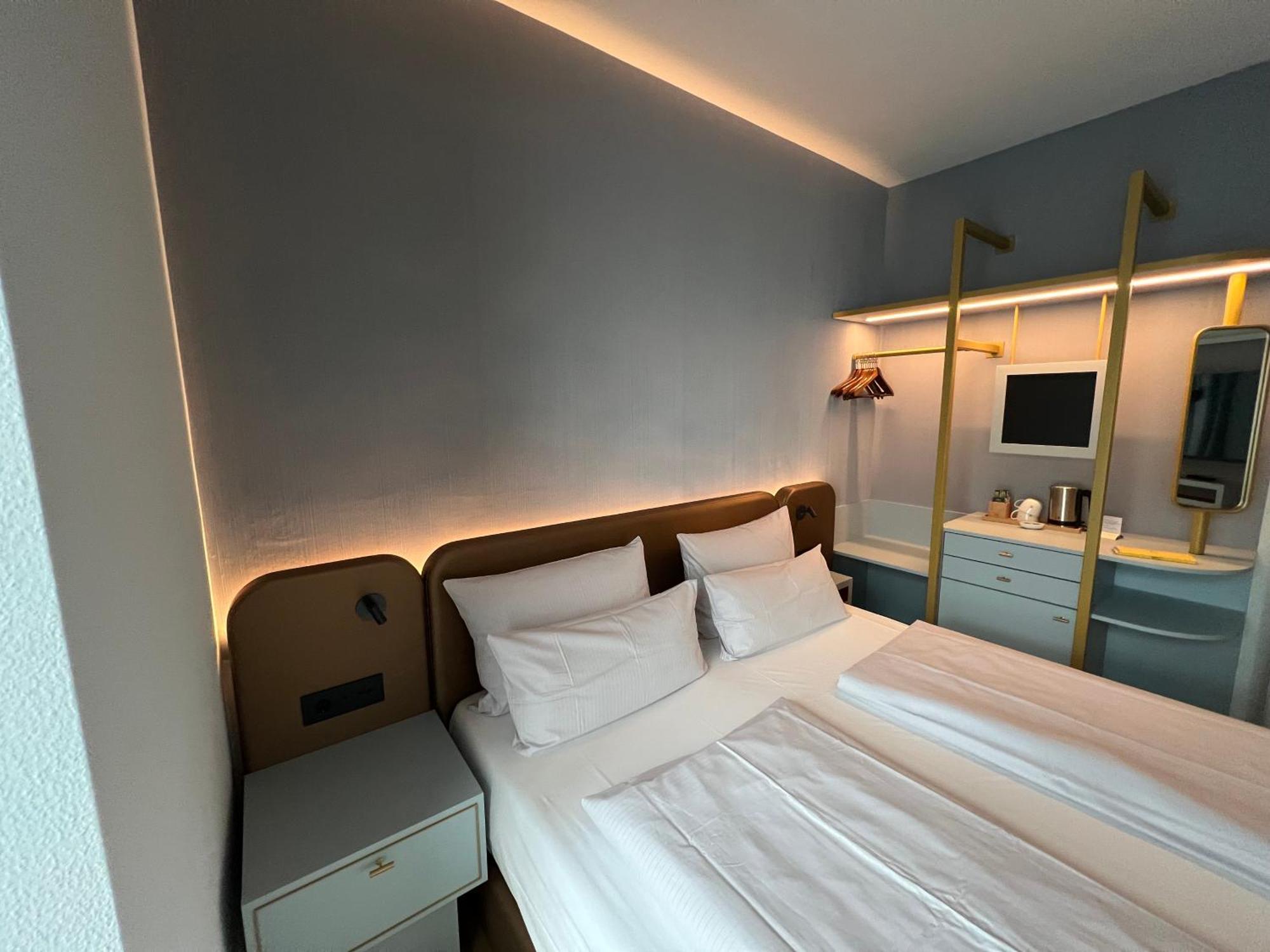 Lint Hotel Koeln Εξωτερικό φωτογραφία